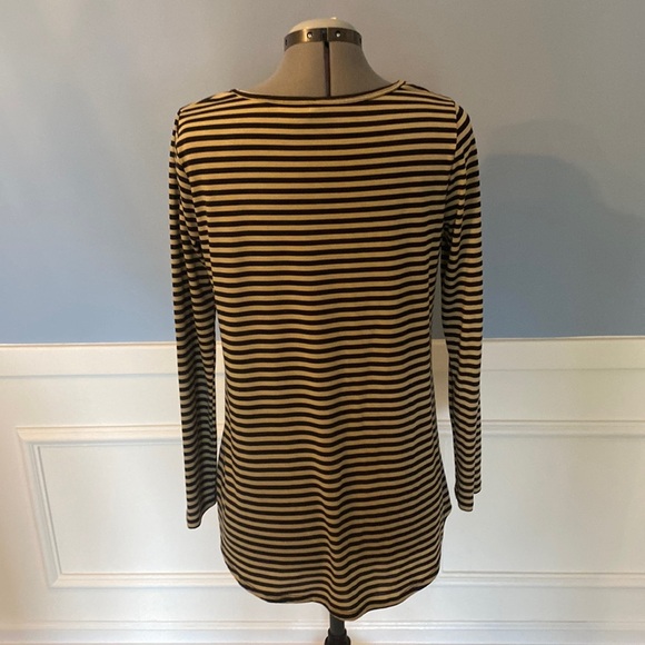 LuLaRoe Striped Long Sleeved Tunic, Scooped Neck Size Medium - Picture 2 of 8